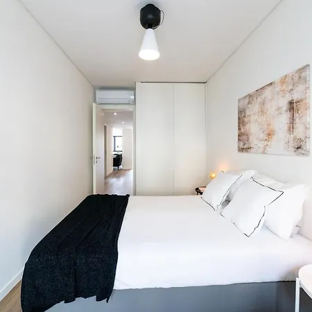 Apartment Lusiadas 53 1ºe Lisbon